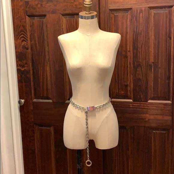 Women’s Perry Ellis Belt - Picture 2 of 2